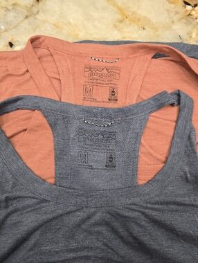Patagonia 2 Capilene Cool Trail Tank Tops  Navy, Peach M